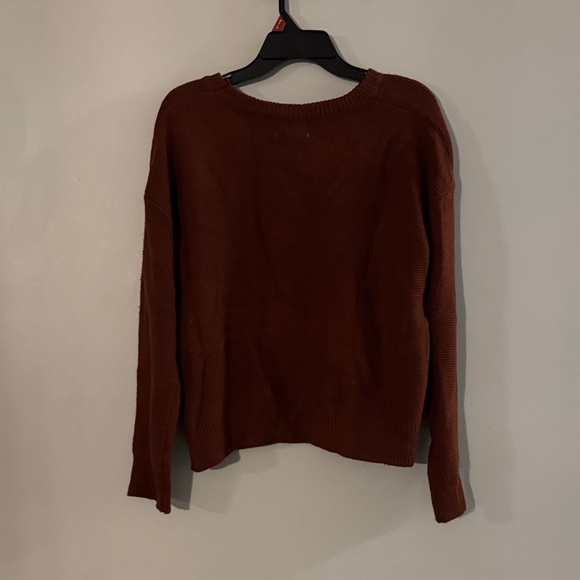 Elegant Brown Crew Neck Sweater - Picture 2 of 3